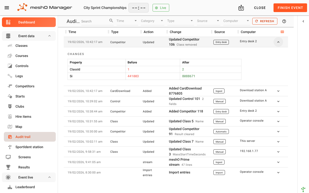 An expanded audit row showing a Changes table: ClassId from 1 to 2 and Si from 441003 to 8088671